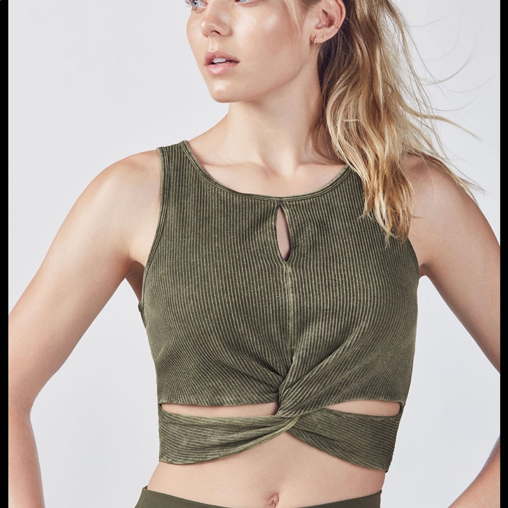 Fabletics Talia Tank XL in Washed Army